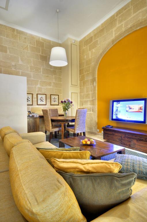 מלון סליאמה Ax Palazzo Capua מראה חיצוני תמונה